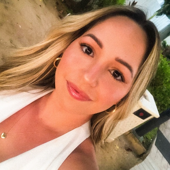 Meet your Posher, Blanca - Picture 1 of 1